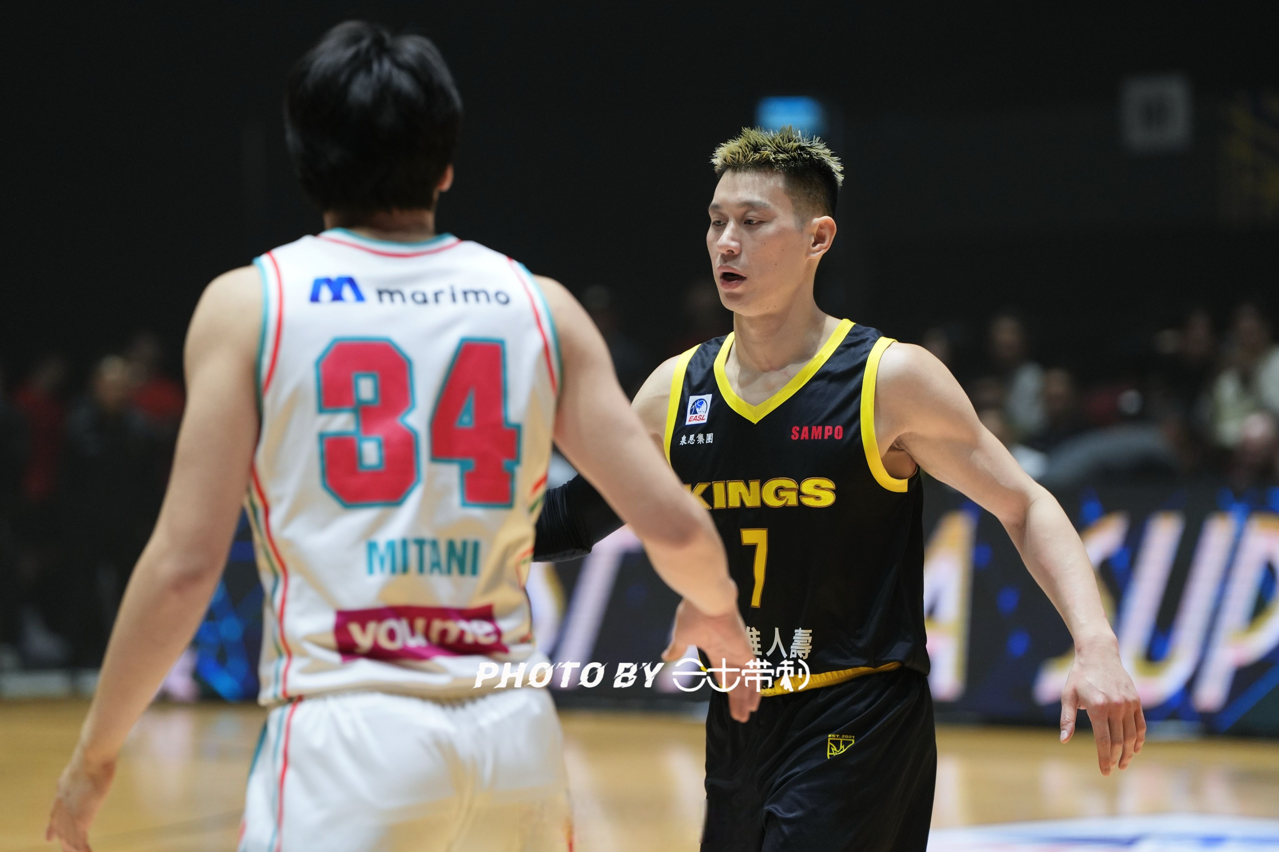 九游体育app-纽约尼克斯国际比赛日再遭质疑赛后深圳男篮备战中超，山东男篮围绕意大利杯防线松动直接炸裂